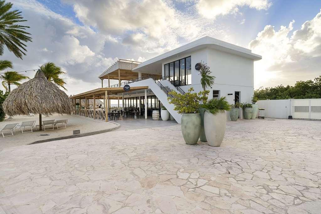 Mangrove Beach Corendon Curacao All-Inclusive Resort, Curio By Hilton Віллемстад Екстер'єр фото