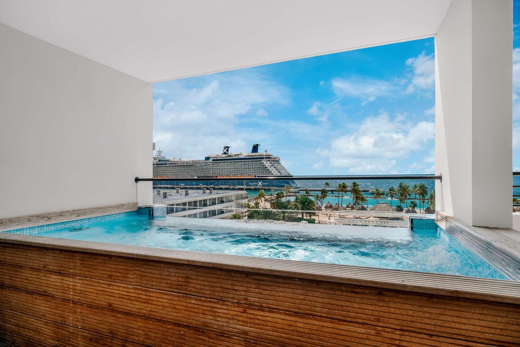 Mangrove Beach Corendon Curacao All-Inclusive Resort, Curio By Hilton Віллемстад Екстер'єр фото