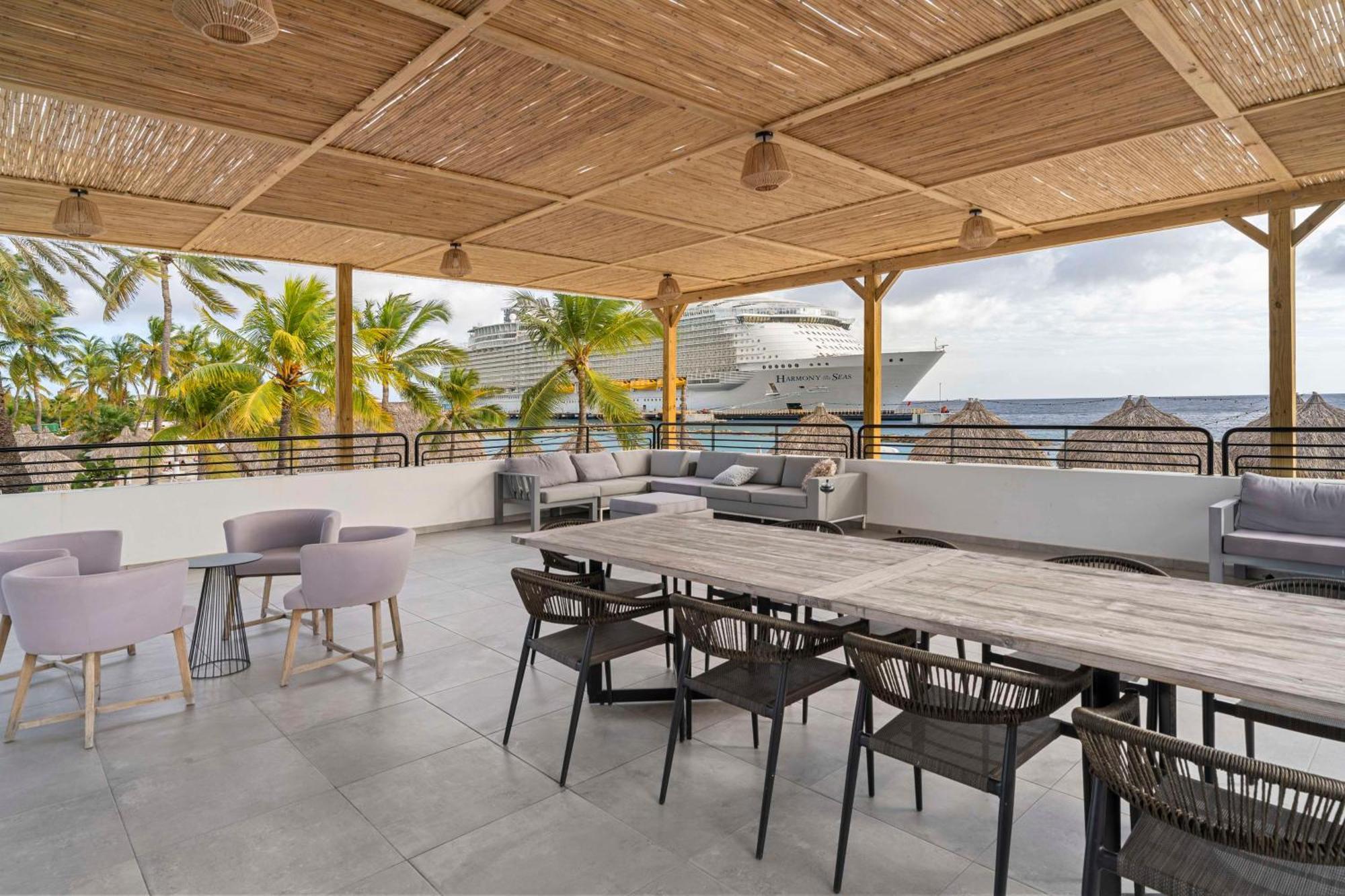Mangrove Beach Corendon Curacao All-Inclusive Resort, Curio By Hilton Віллемстад Екстер'єр фото
