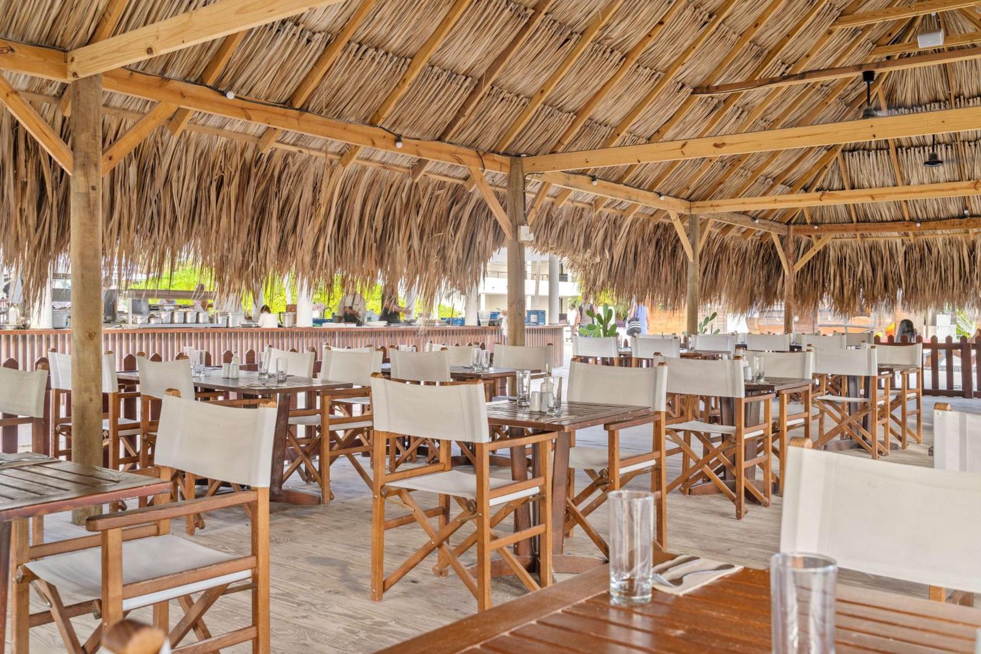 Mangrove Beach Corendon Curacao All-Inclusive Resort, Curio By Hilton Віллемстад Екстер'єр фото