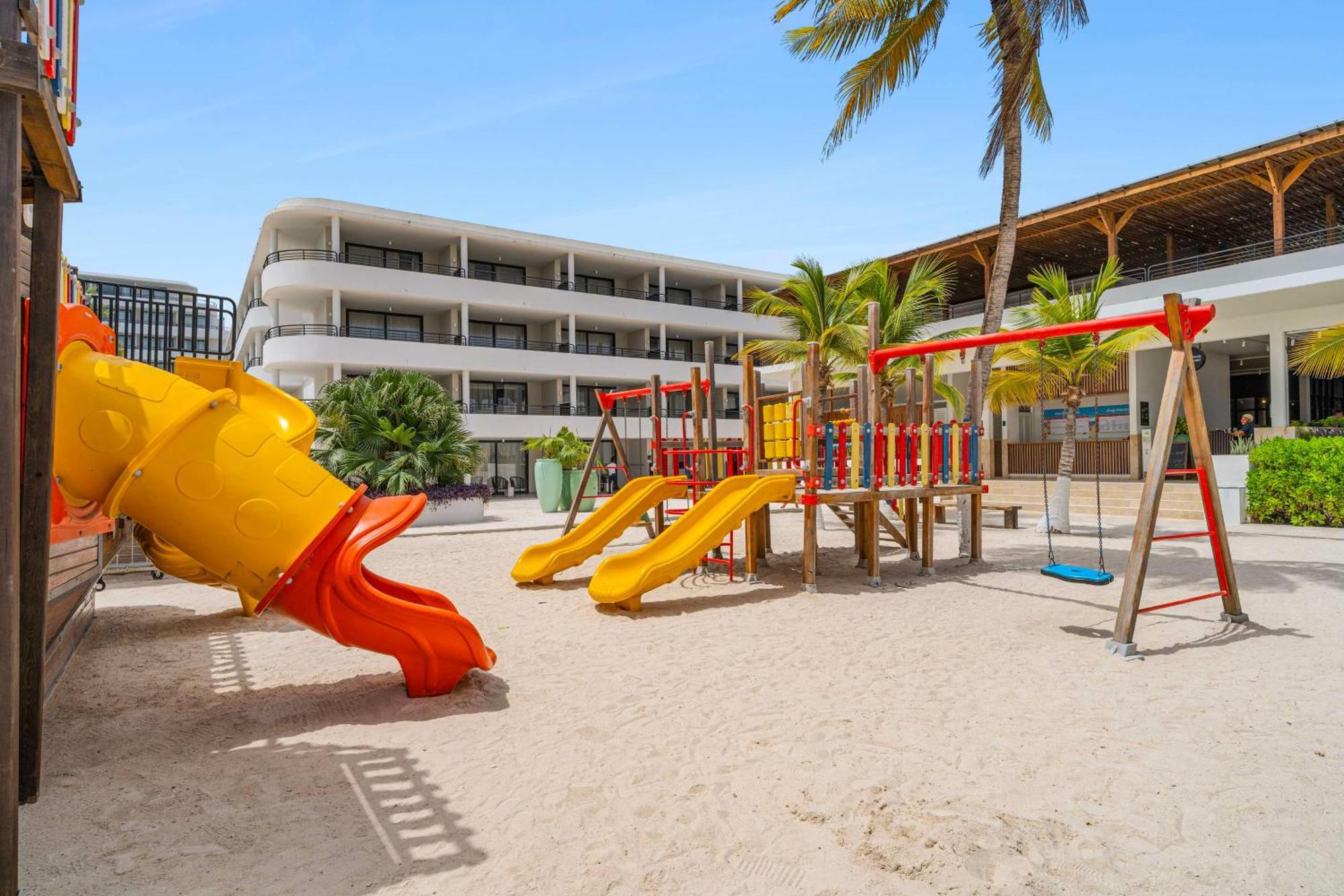 Mangrove Beach Corendon Curacao All-Inclusive Resort, Curio By Hilton Віллемстад Екстер'єр фото